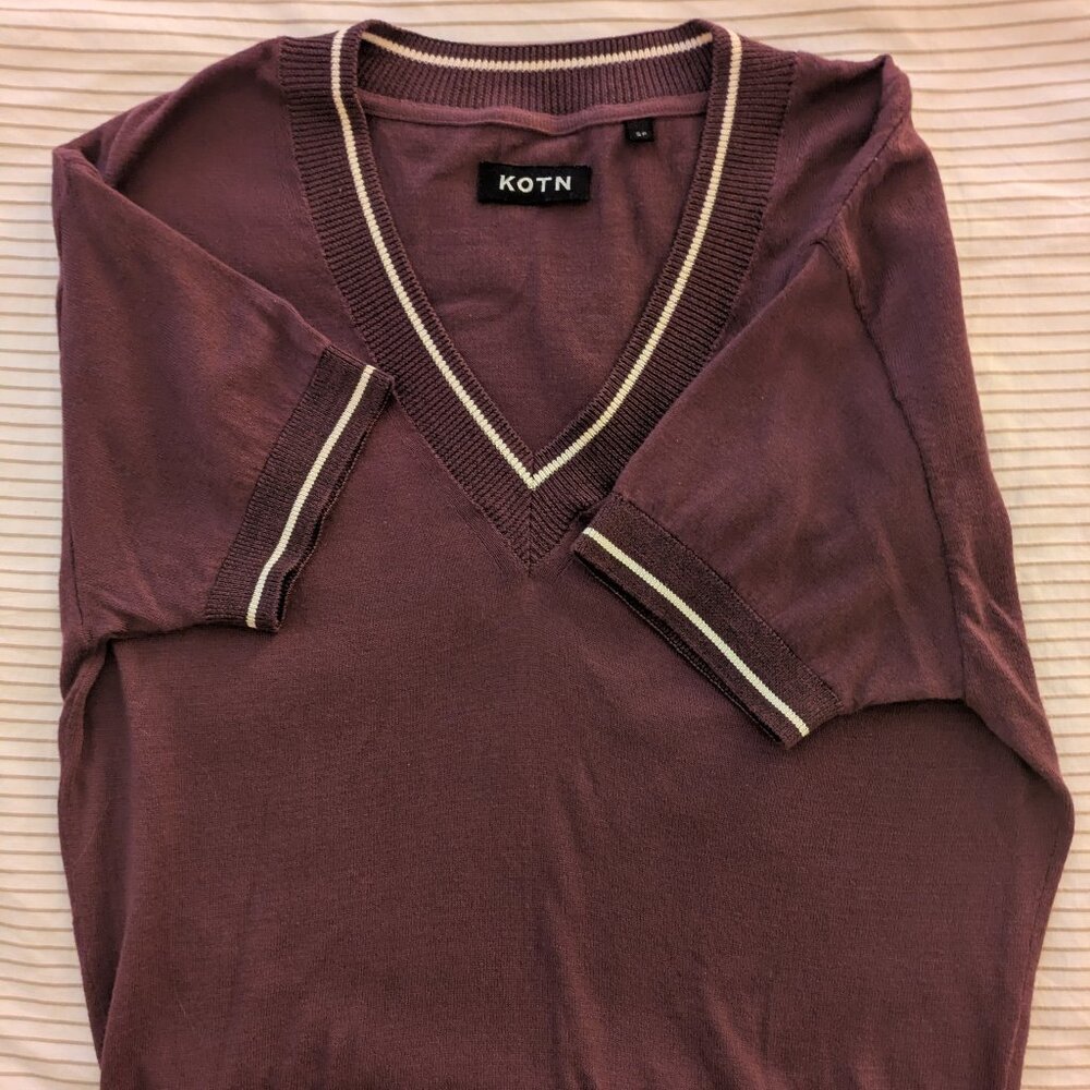 Kotn Juniper Tee in Plum Size Small